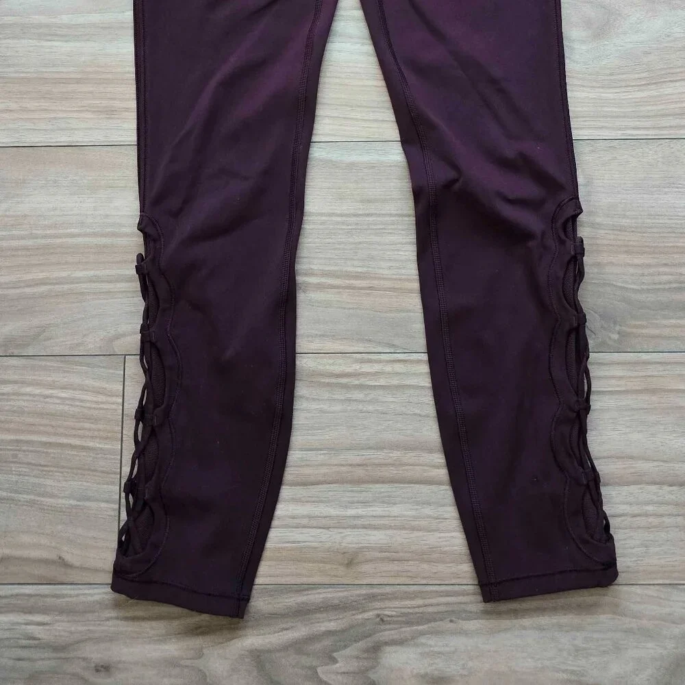 Lululemon Tied To It 7/8 Tight 25" Black Cherry High Rise Leggings Women Size 4 - Picture 6 of 7